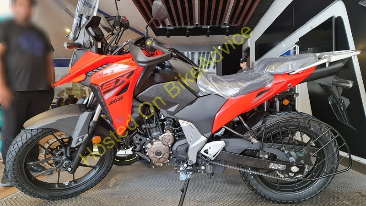 Suzuki-V-Strom-250-SX-First-