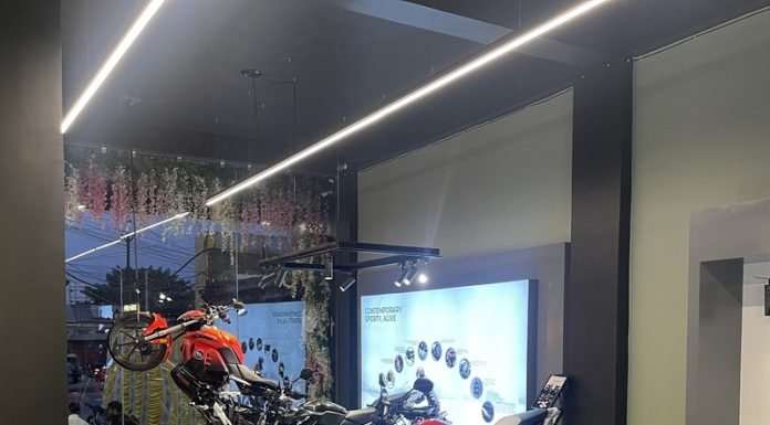 Revolt-Motors-Patna-Dealership-2