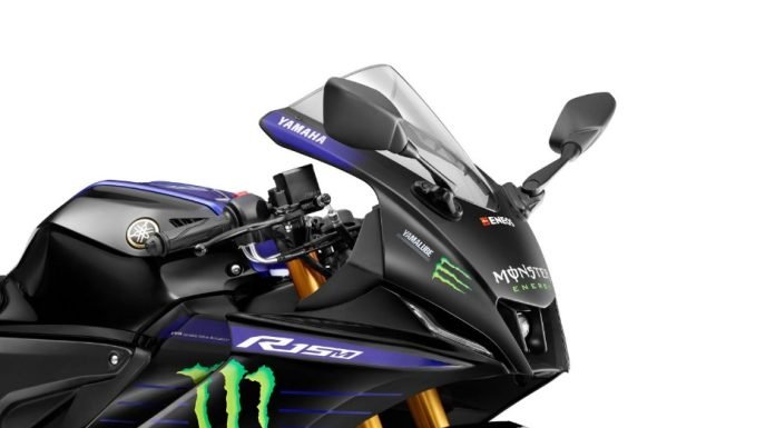 2022-Yamaha-R15-MotoGP-Edition-Pic-1