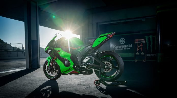 2023-Kawasaki-Ninja-ZX-10R-Launch-India-2