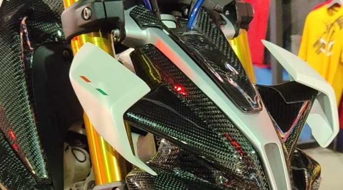 TVS-Apache-RTR-310-freestyler-concept-carbon-fiber