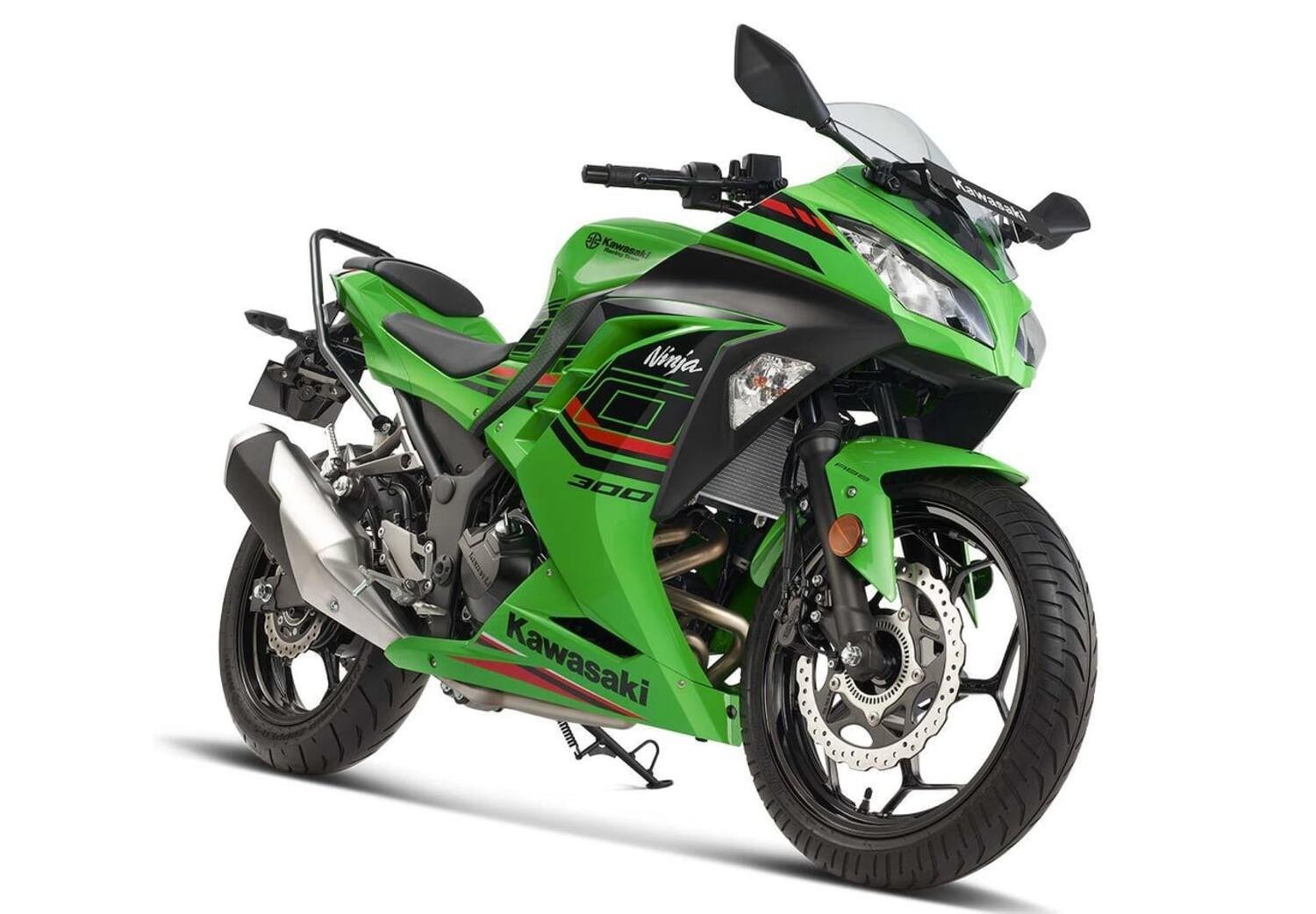 Kawasaki Ninja 300 Gets Discount of Rs 28,000 and Free KYT Helmet