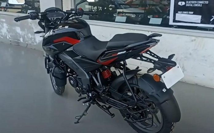 2025 Bajaj Pulsar NS160