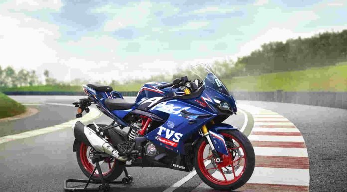 2025 TVS Apache RR310