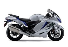 Suzuki Hayabusa Sales FY26 India, New Milestone Unlocked Suzuki Hayabusa in Metallic Mystic Silver+Pearl Vigor Blue