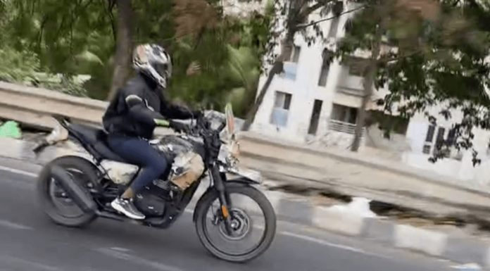 2025 Yezdi Adventure 2025 Yezdi Adventure