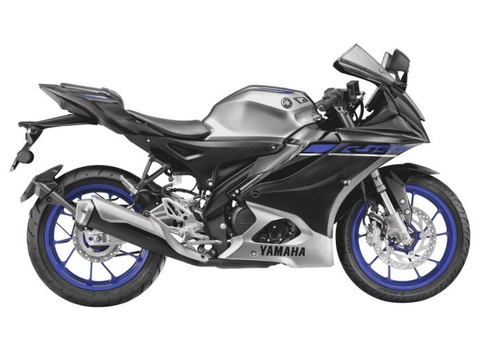Yamaha R15M Carbon Fibre Pattern