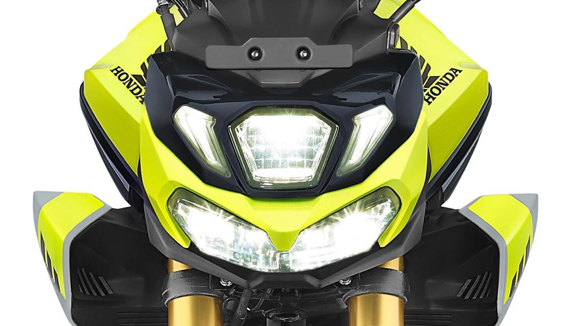 Honda CB125 Hornet Dual-LED Headlamp
