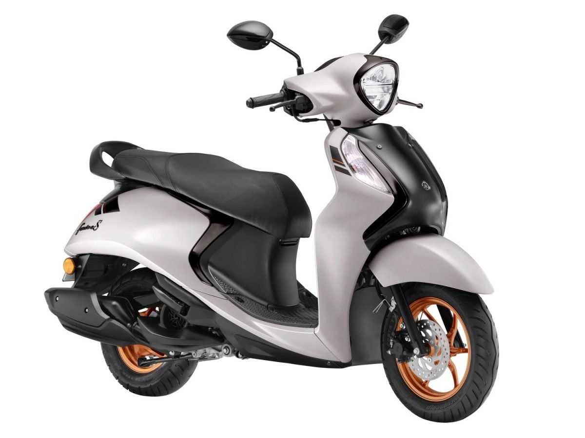 2025 Yamaha Fascino 125 Fi Hybrid