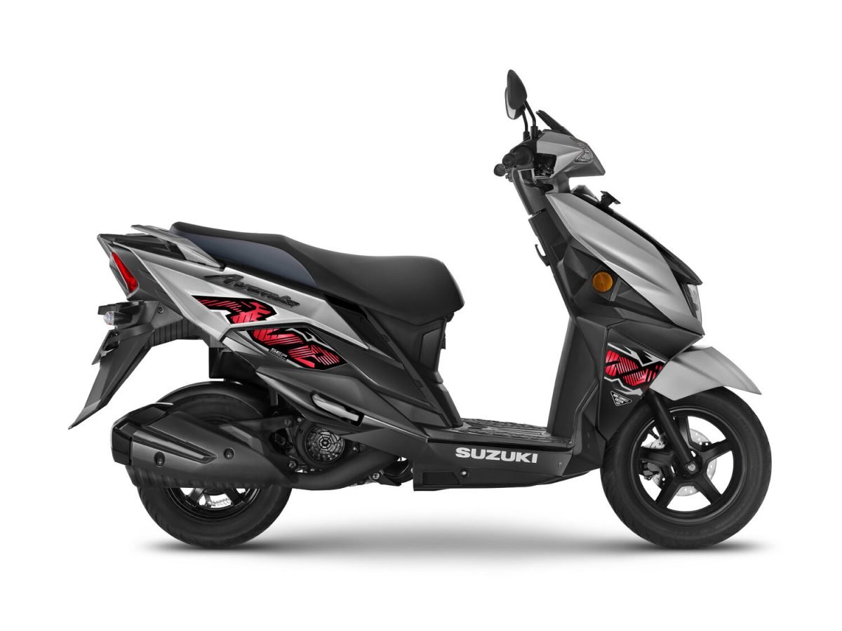 Suzuki Avenis