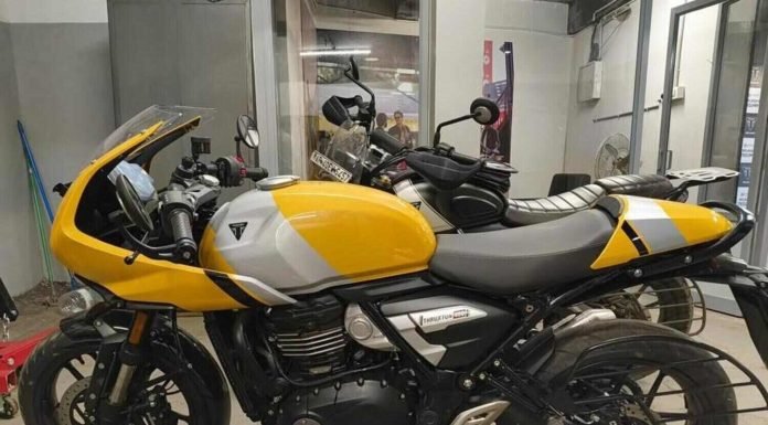 Triumph Thruxton 400 Cafe Racer Triumph Thruxton 400 Cafe Racer