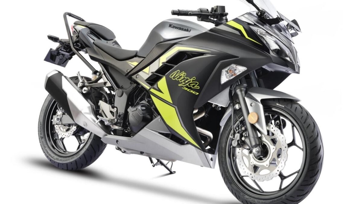 Kawasaki Ninja 300