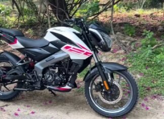 2025 Bajaj Pulsar NS125 Spotted at Dealership, Launch Soon 2025 Bajaj Pulsar NS125