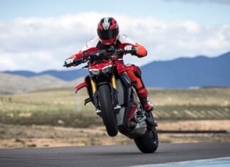 2025 Ducati Streetfighter V4, V4 S Launched in India 2025 Ducati Streetfighter V4