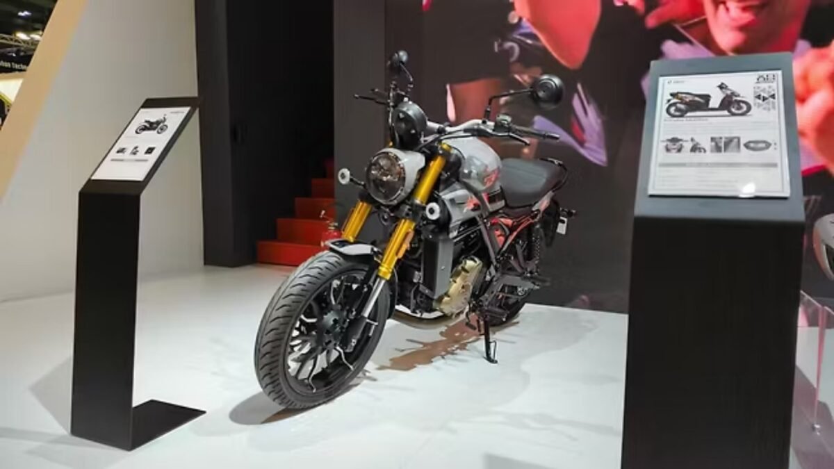 Hero Mavrick 440 at EICMA 2024