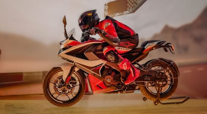 2025-Bajaj-Pulsar-RS-2003
