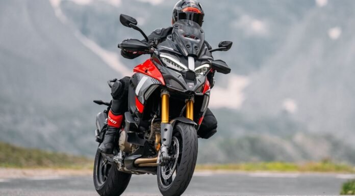 2025 Ducati Multistrada V4 Pikes Peak