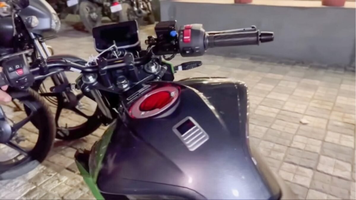 2025 Hero Xtreme 125R