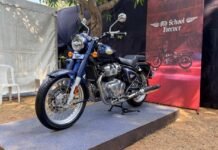 Motoverse 2025: Royal Enfield Bullet 650, Flying Flea S6 Unveiled Royal Enfield Bullet 650