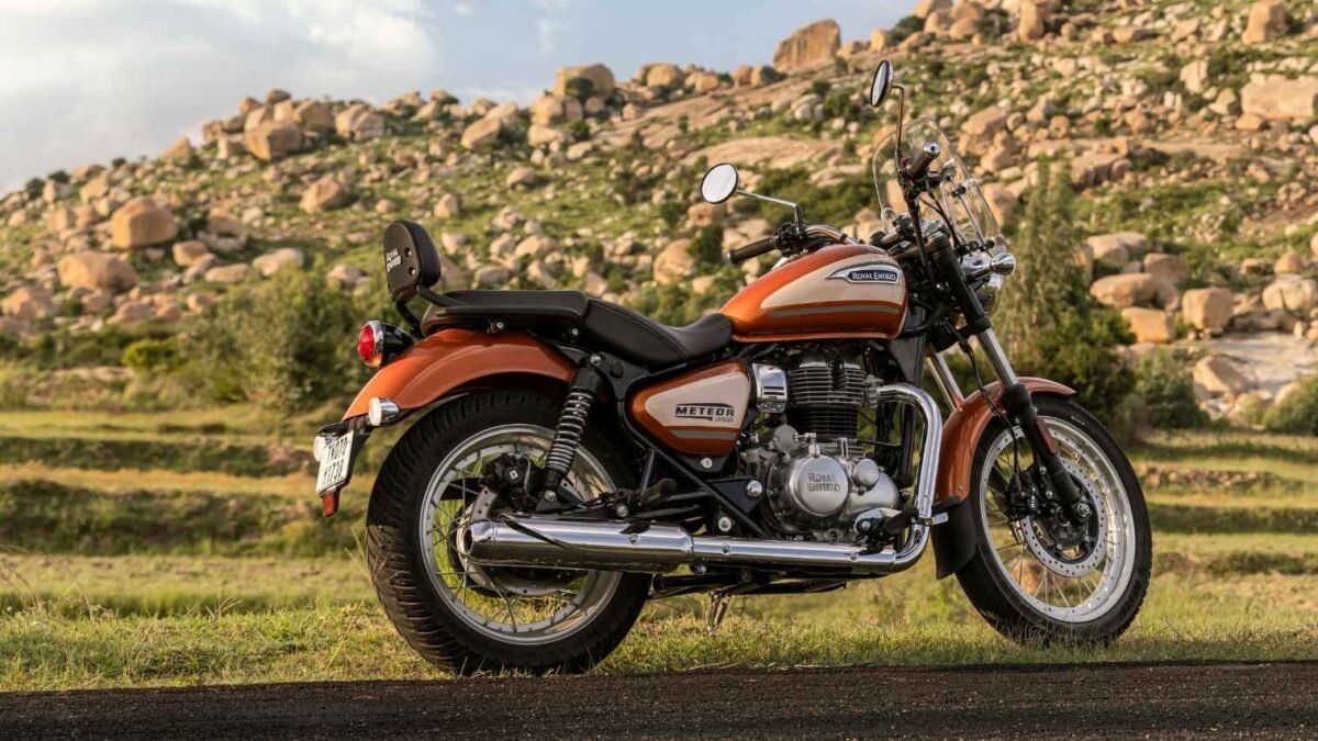 Royal Enfield Meteor 350 Sundowner Orange