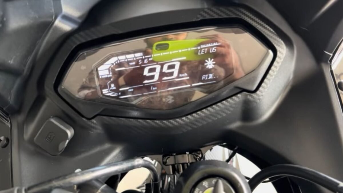 2026 Bajaj Pulsar 220F