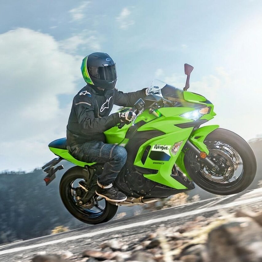 Kawasaki Ninja Range Available with Huge Discounts in Jan 2026