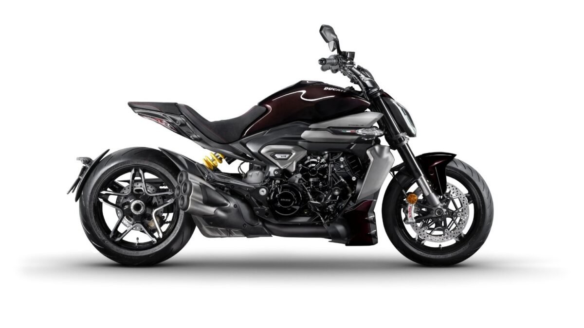 All-New Ducati XDiavel V4