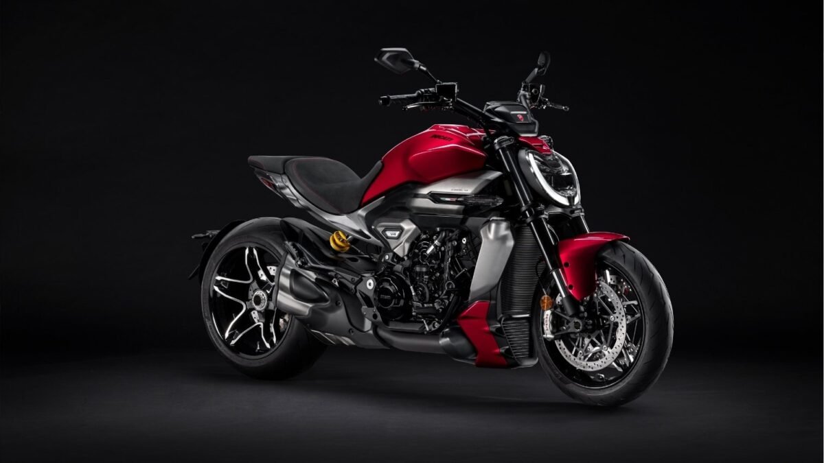 All-New Ducati XDiavel V4