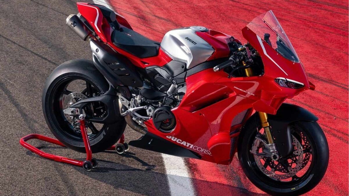 All-New Ducati Panigale V4 R
