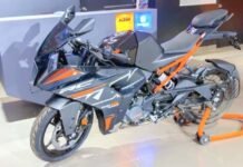 KTM RC 160 Spotted at Dealership Ahead of Launch KTM RC 160