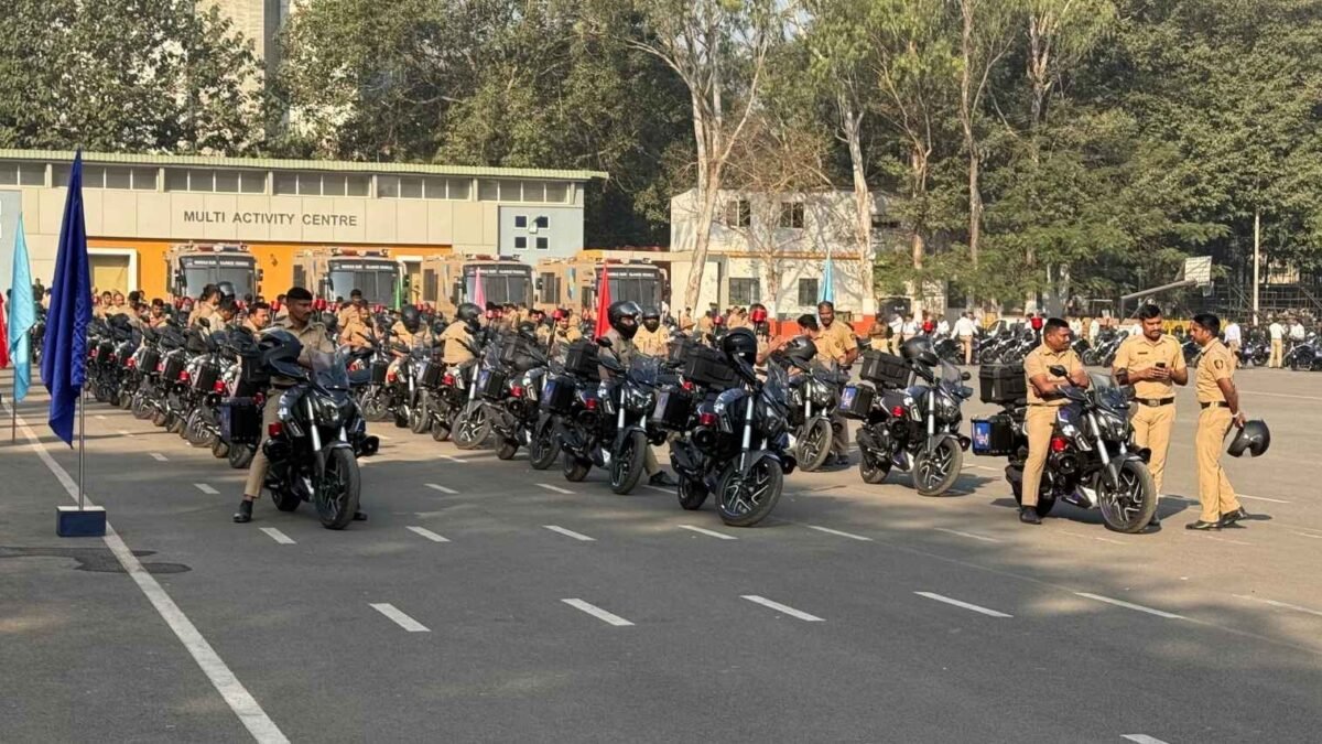 Police-Spec Bajaj Dominar 400