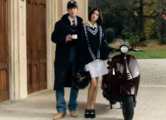 Vespa 946 Horse Limited Edition Breaks Cover Vespa 946 Horse