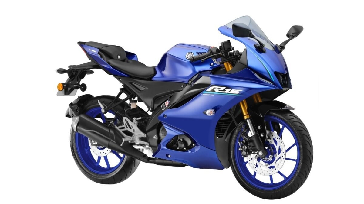 Yamaha R15