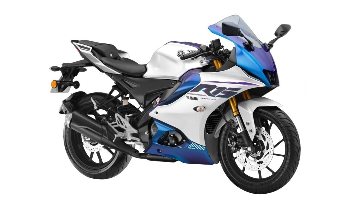 Yamaha R15