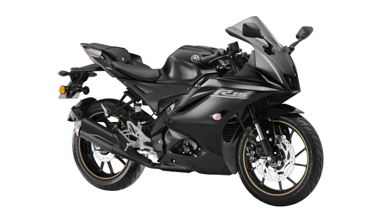 Yamaha R15