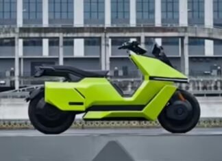 World’s First Self-Balancing Electric Motorcycle Breaks Cover Omoway Omo X
