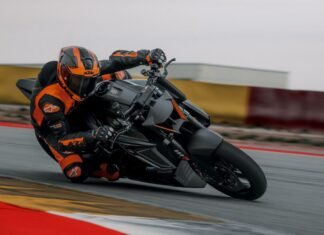 KTM 1390 Super Duke RR Track Breaks Cover – Only 100 Units KTM 1390 Super Duke RR Track