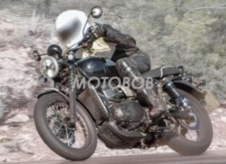 Triumph Bonneville 400 Spied Testing, Clear Images Out Triumph Bonneville 400