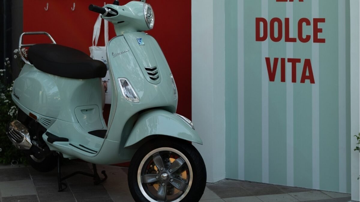Vespa Tech 80th Limited Edition