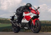 Yamaha R15, R3 Anniversary Editions Break Cover – Details Yamaha R15 and R3 Anniversary Edition