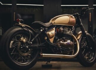 Royal Enfield Interceptor 650 Transformed Into A Stunning Low-Slung Bobber Custom Interceptor 650 (3)