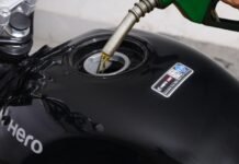 E20 Flex Fuel Row: Vehicle Mileage Drops by Upto 6%, Gadkari Tells Parliament E20 Flex Fuel