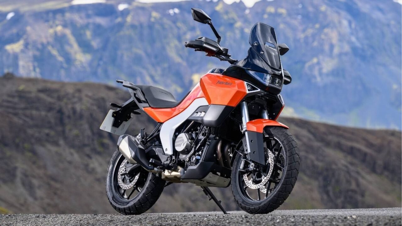 Norton Atlas (4)
