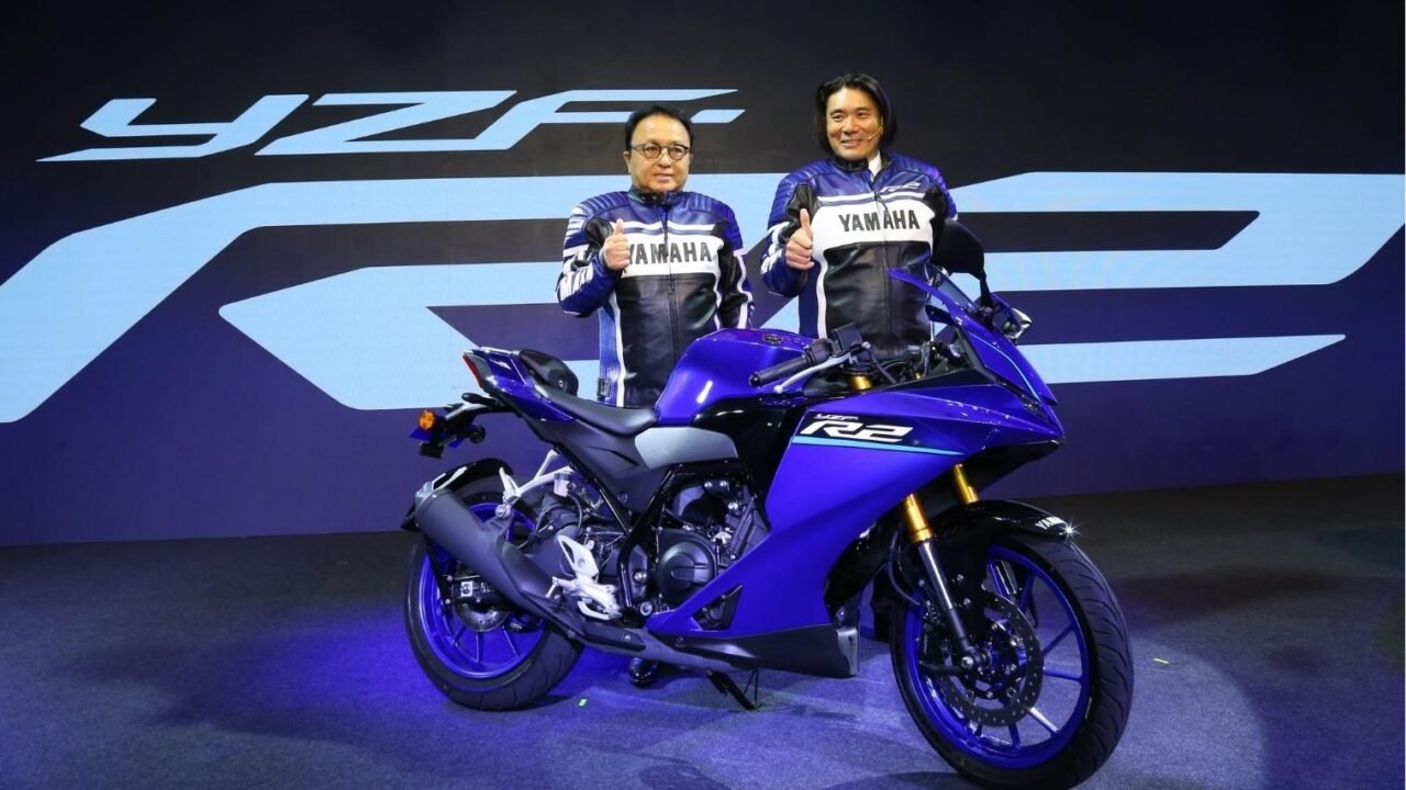 Yamaha R2