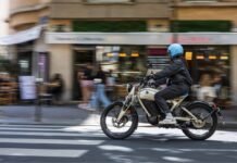 Royal Enfield Flying Flea C6 Sales Start in Pune Royal Enfield Flying Flea C6 Parachute White