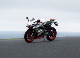 Aprilia RS 660 Phillip Island Tribute Edition Breaks Cover Aprilia RS 660 Phillip Island Tribute