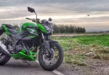 Kawasaki Z300 Showcased in India, Launch on Oct 20 Kawasaki Z300
