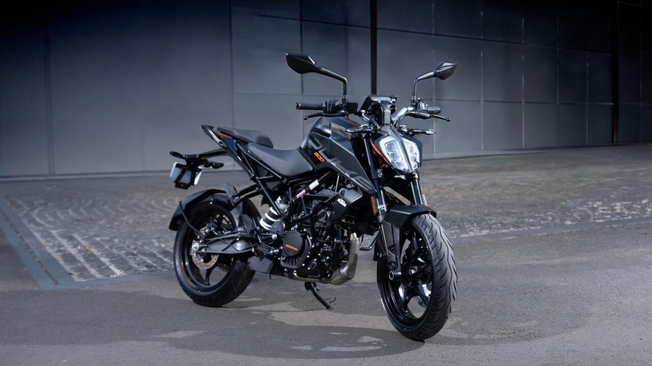 New KTM 200 Duke