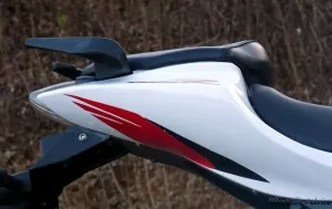 Hyosung GT250R Review BikeAdvice 36 Copy