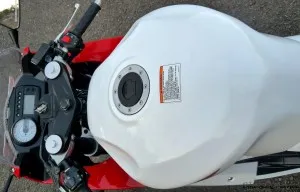 Hyosung GT250R Review BikeAdvice 39 Copy